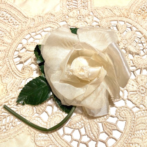 Camellia Flower Pin, Coco's favorite flower! - Picture 9 of 9